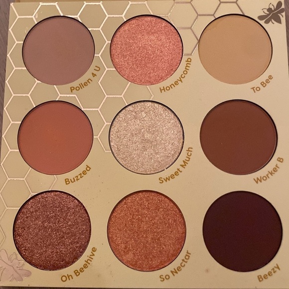 Colourpop Wanna Bee Eyeshadow Palette ✨ - Picture 4 of 7
